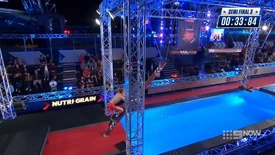 Competitor ascending Australian Ninja Warrior 5's Pipe Climber