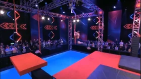 Ninja Warrior Germany 9's Swing Arm in Preliminary Round 5