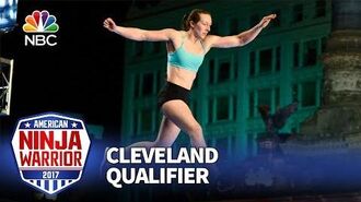 Allyssa_Beird_at_the_Cleveland_Qualifiers_-_American_Ninja_Warrior_2017