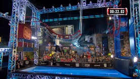 Caleb Watson attempting Big Dipper in American Ninja Warrior 8