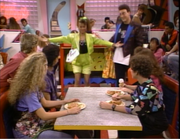 Lisa-magic-cart-300x231.png