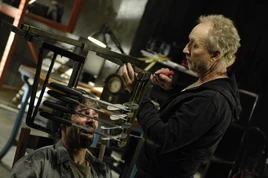 Saw IV John Kramer Jigsaw Cecil Adams Knife Chair 2