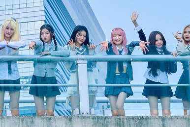 241005 Honda Hitomi The Leader Of SAY MY NAME : r/iZone