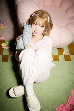 Hitomi/Gallery | SAY MY NAME Wiki | Fandom