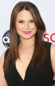 Katie Lowes