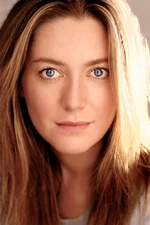 Zoe Perry (114 KB) Zoe Perry