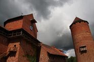 Die Burg bei Wolken