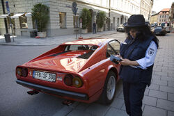 Falsch geparktes Auto