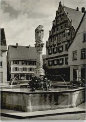 Brunnen