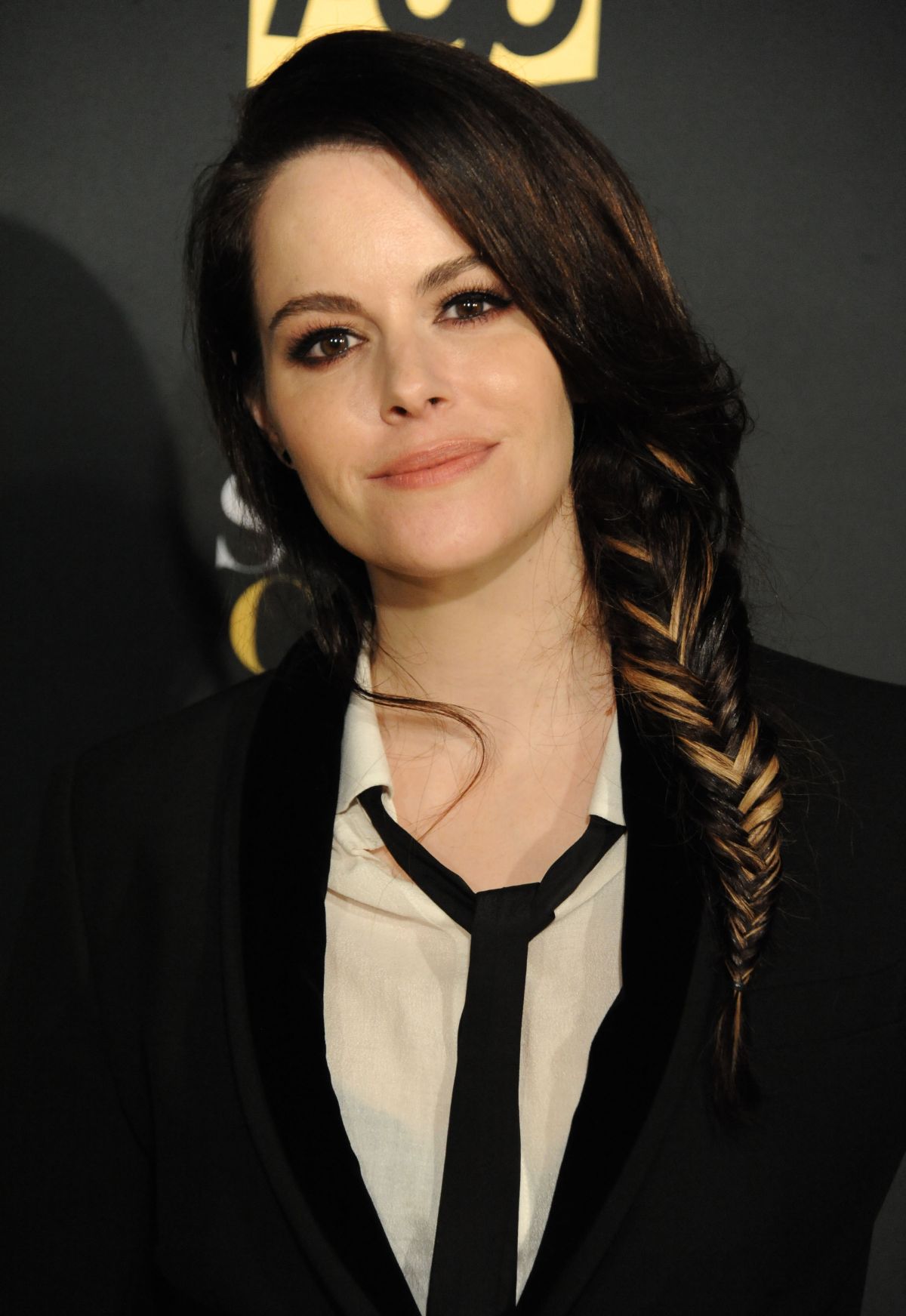 Emily Hampshire Schitt S Creek Wiki Fandom