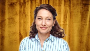 Janina Elkin als Anna-Carina Levin