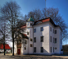 370px-Jagdschloss Grunewald HDR