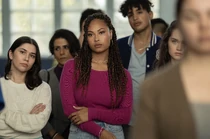 Claire Zomer School Spirits Wiki Fandom