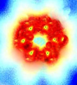 Berkeley-hexagonal simetriy