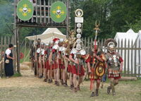 Armies-Roman-Soldiers-02-wik