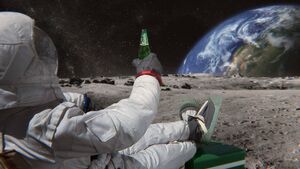 Astronaut-beer-02-goog