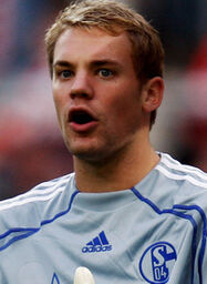 Manuel-Neuer-Schalke 2379678