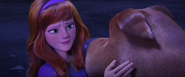Daphne Look At Scooby Tearfully