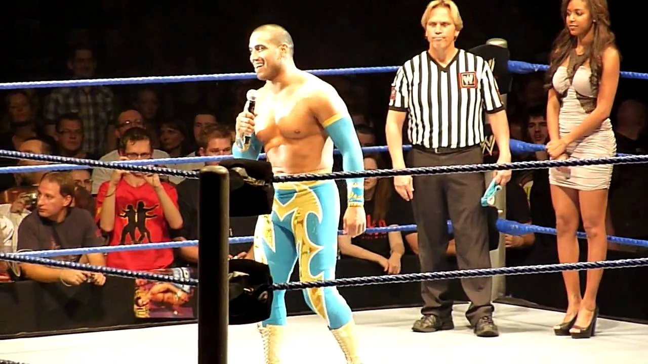 wwe superstars sin cara without mask