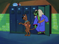 Dragon Beast grabs Scooby
