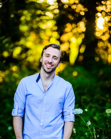 Peter Hollens Studio C Wiki Fandom Evynne hollens is a singer and vocal coach primarily known for her online videos. peter hollens studio c wiki fandom