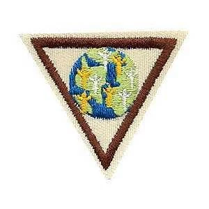Brownie Girl Scouts Around the World (Brownie Try-it) | Scouts Honor ...