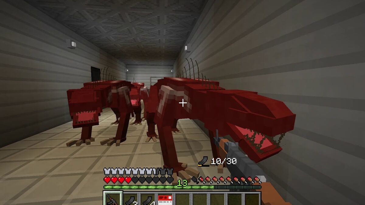 ATTACKED by SCP-939 in Minecraft AT NIGHT! (Scary Minecraft