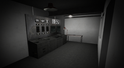 ENTERING CODES! SCP Containment Breach #33