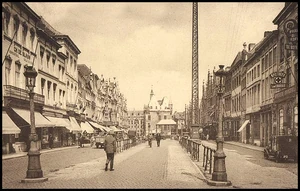 IJzerenleen met apotheek Léo Louveaux