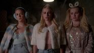 Normal Scream Queens 2015 S02E01 1080p 0771