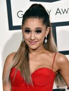 Ariana-Grande-Hair-Makeup-2016-Grammy-Awards