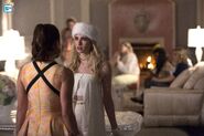 ScreamQueens-Still-3