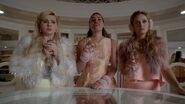 ScreamQueens109 0372