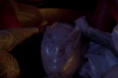 Sam siendo asesinada