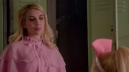 Normal Scream Queens 2015 S02E01 1080p 1301