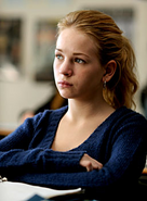 Britt Robertson gallery 3