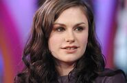 Anna Paquin Gallery 2