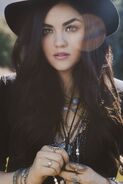 LucyHale-1756