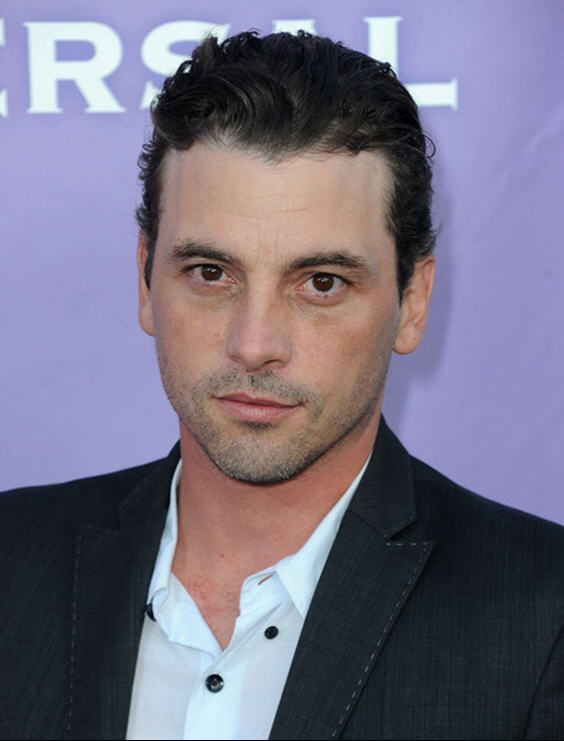 Skeet Ulrich Scream Wiki Fandom