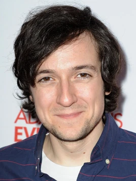 Josh Brener