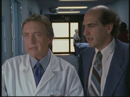 Scrubs108 1063.jpg (100 KB) Ted klärt Dr. Kelso über Turks Rechte auf