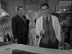 J.D. tritt in einem alten Video auf.