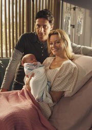 7x2 Proud new parents