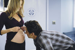 9x1 Pregnant Elliot