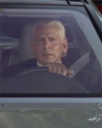 Chefarzt Mantoots.jpg (26 KB) Dr. Mantoots ⇔ Chefarzt