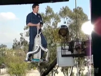 SVB - Hausmeister.jpg (40 KB) Die Crew and Neil Flynn drehen eine Szene der Episode "Mein Freund, der Hausmeister".