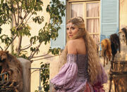 7x11 Elliot as Princess.jpg