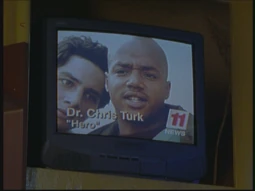 Scrubs108 0840.jpg (76 KB) Nach ihren Taten werden Turk und J.D. als Helden gefeiert