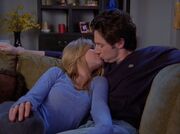 6x19-Elliot and J.D. Kiss.jpg