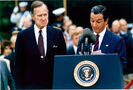 George H. W. Bush (Ex Presidente de Estados Unidos) [1]